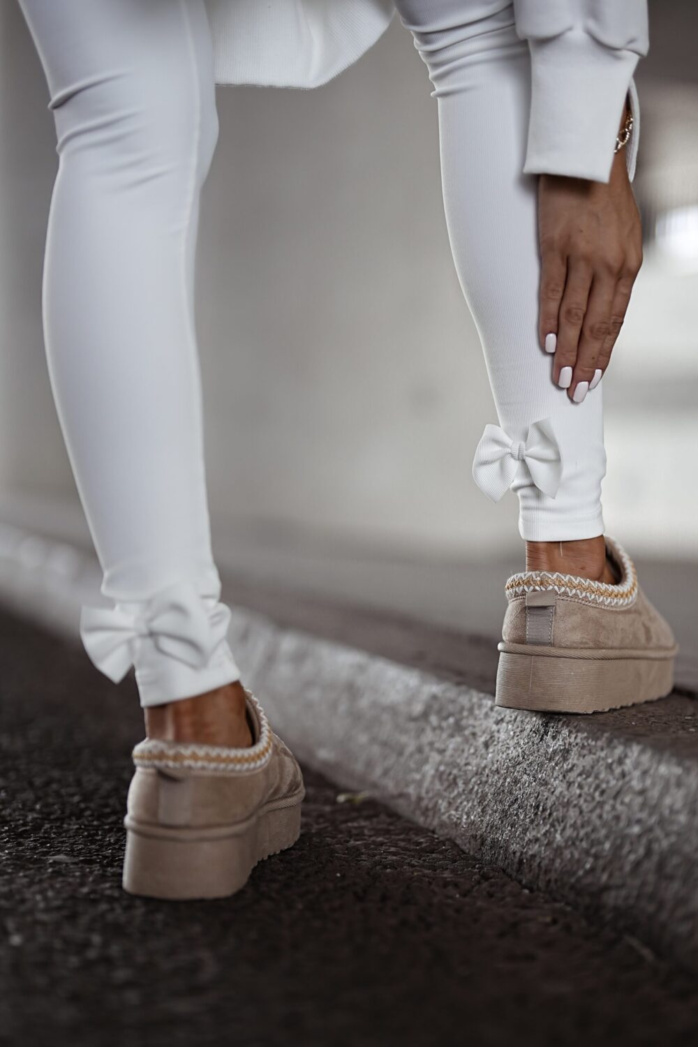 SHAPE Legginsy z Kokardką, Białe