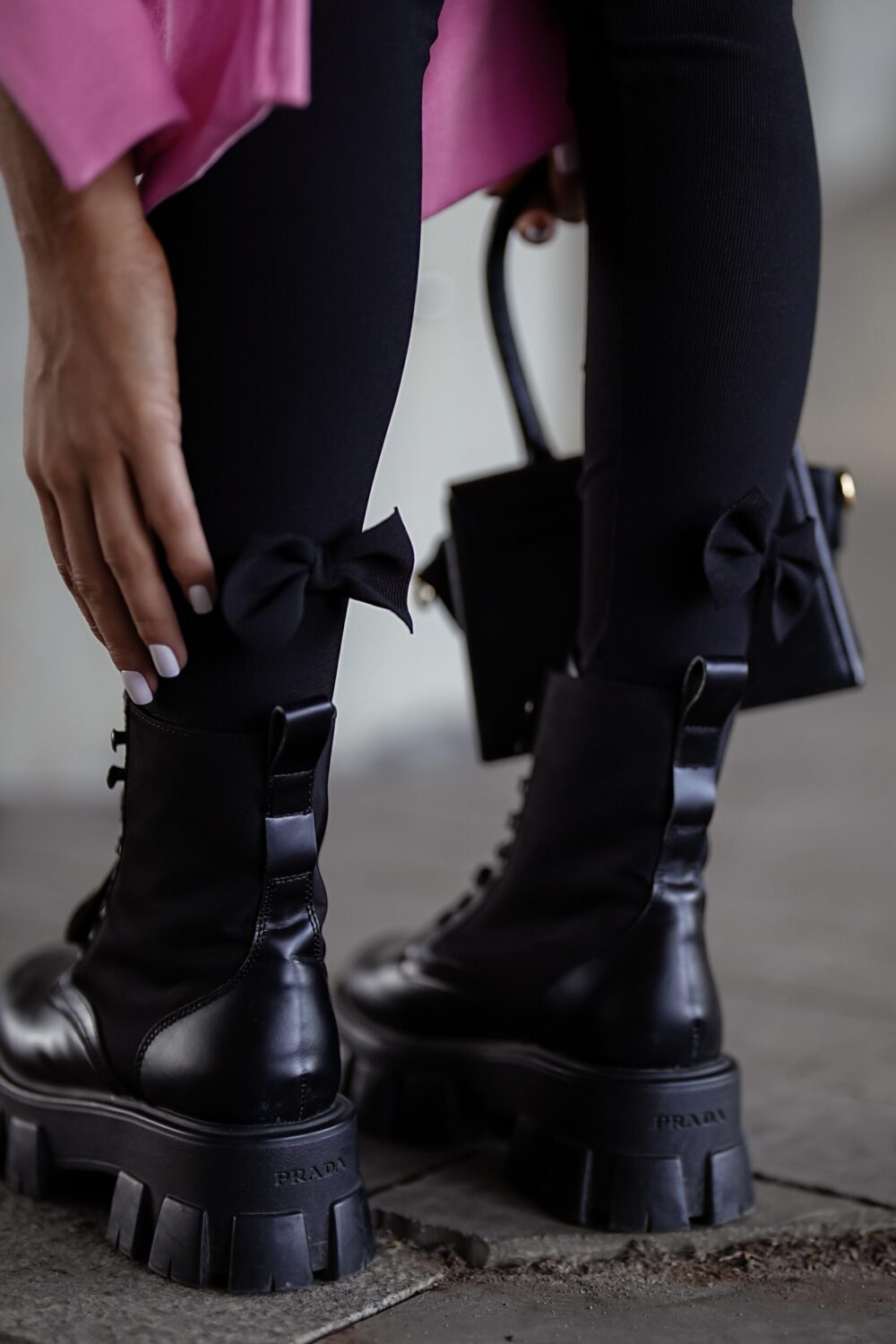 SHAPE Legginsy z Kokardką, Czarne
